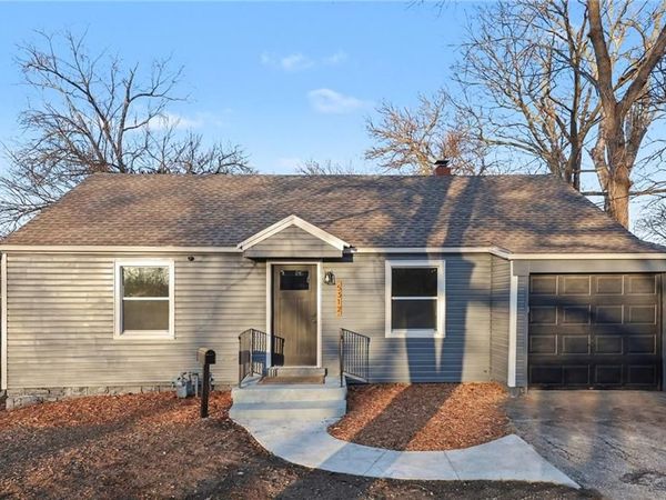 5312 Reeds Road, Mission, KS 66202