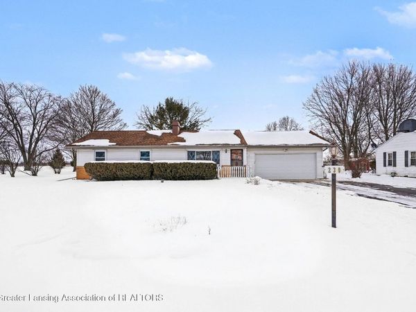 230 Elizabeth Drive, Owosso, MI 48867