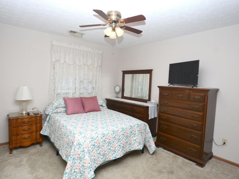 5885 Beechcroft Road, Unit 313, Columbus, OH 43229 Photo 10