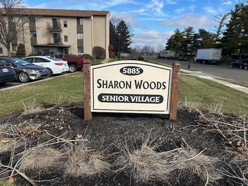 5885 Beechcroft Road, Unit 313, Columbus, OH 43229 Photo 14