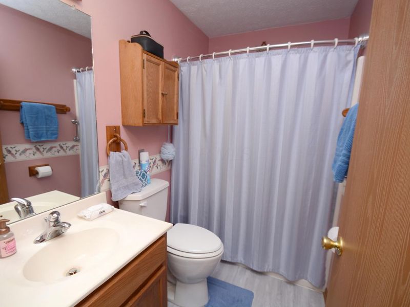 5885 Beechcroft Road, Unit 313, Columbus, OH 43229 Photo 9