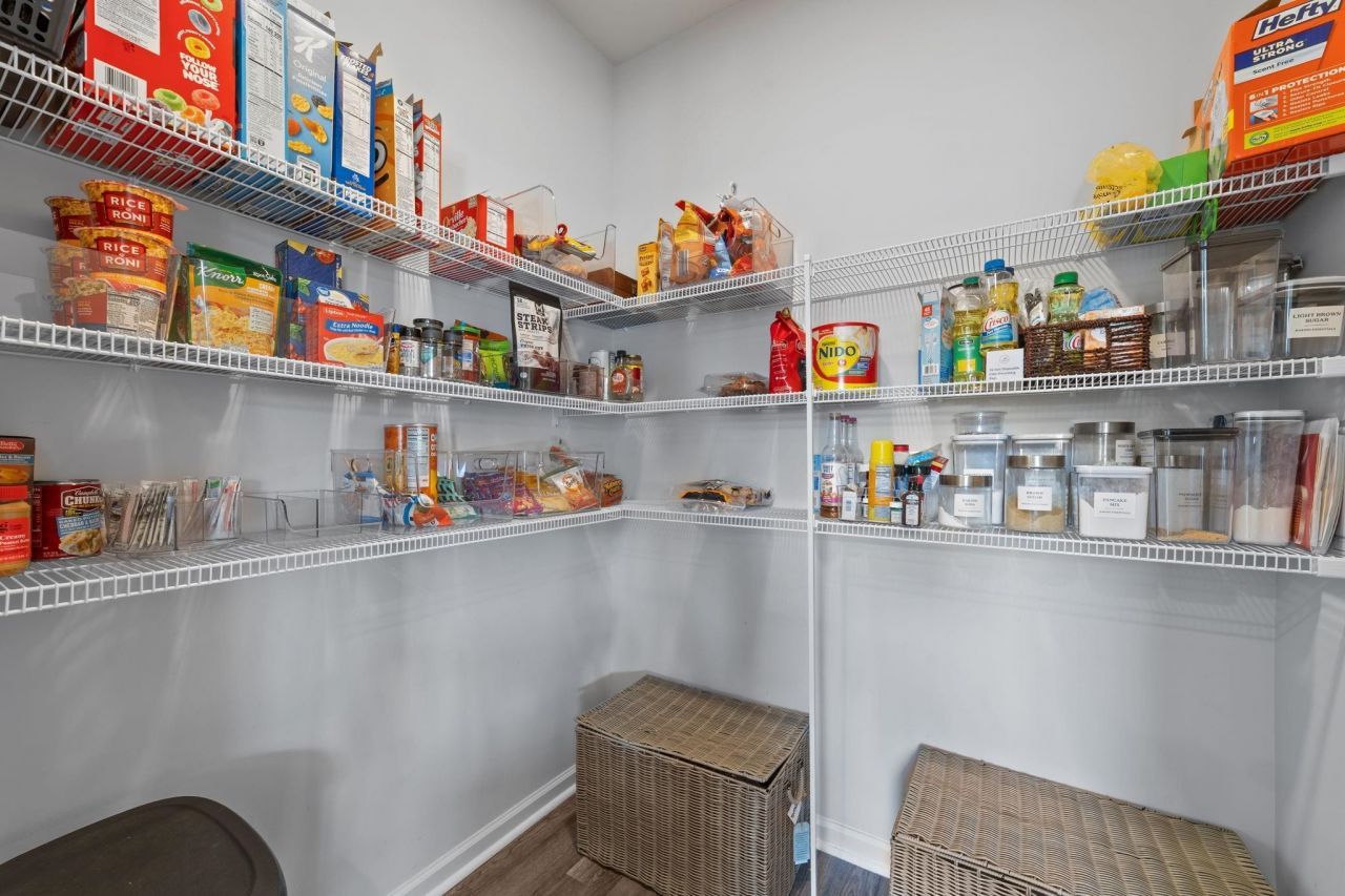 1098 Ridgeford Dr. Photo 13