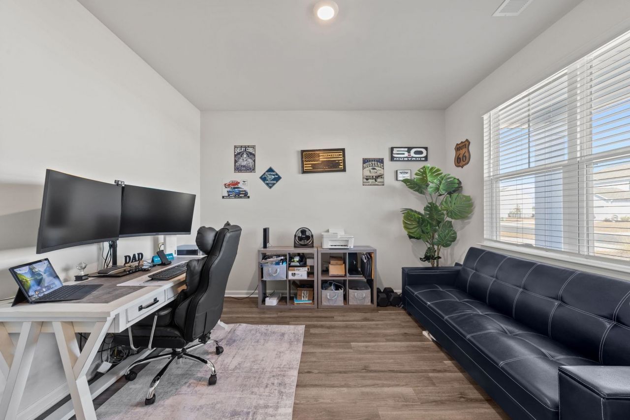 1098 Ridgeford Dr. Photo 15