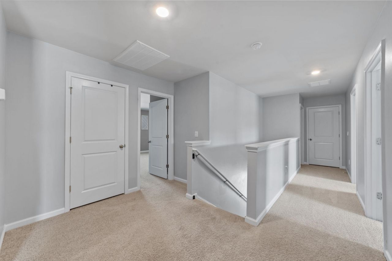 1098 Ridgeford Dr. Photo 19