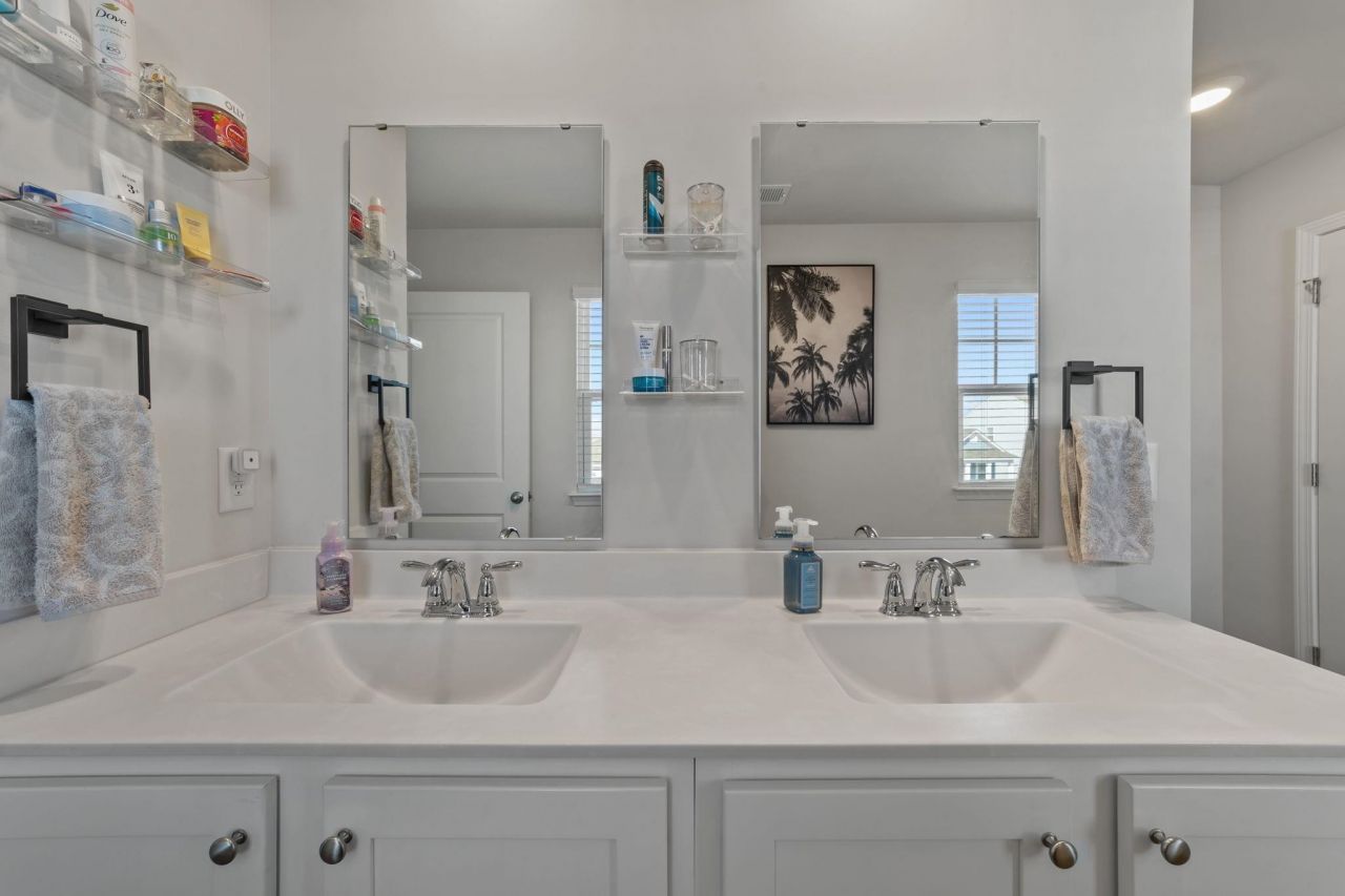 1098 Ridgeford Dr. Photo 31