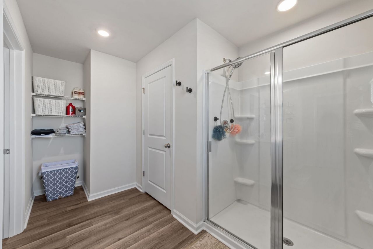 1098 Ridgeford Dr. Photo 32