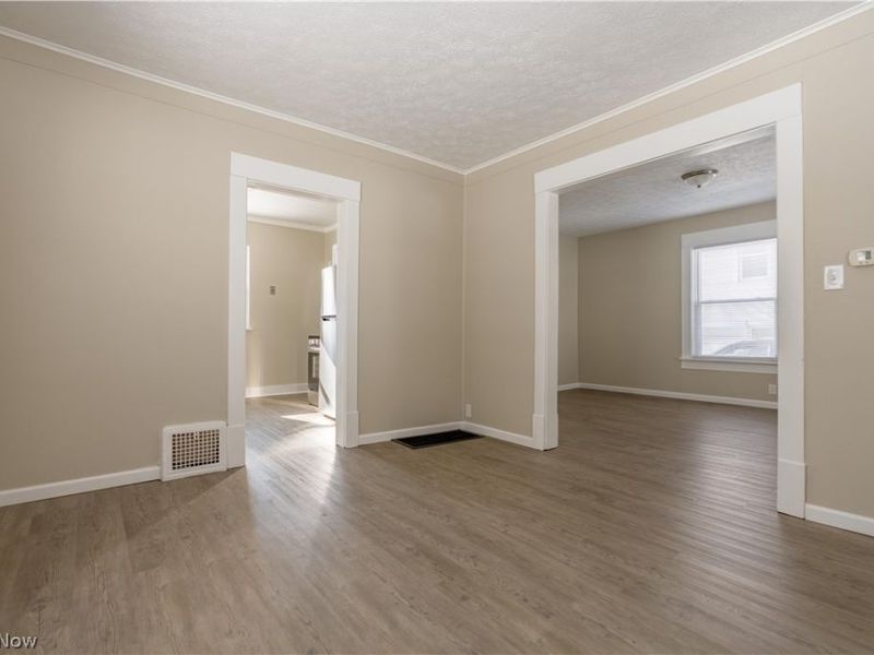 1010 Washington Avenue, Louisville, OH 44641 Photo 12