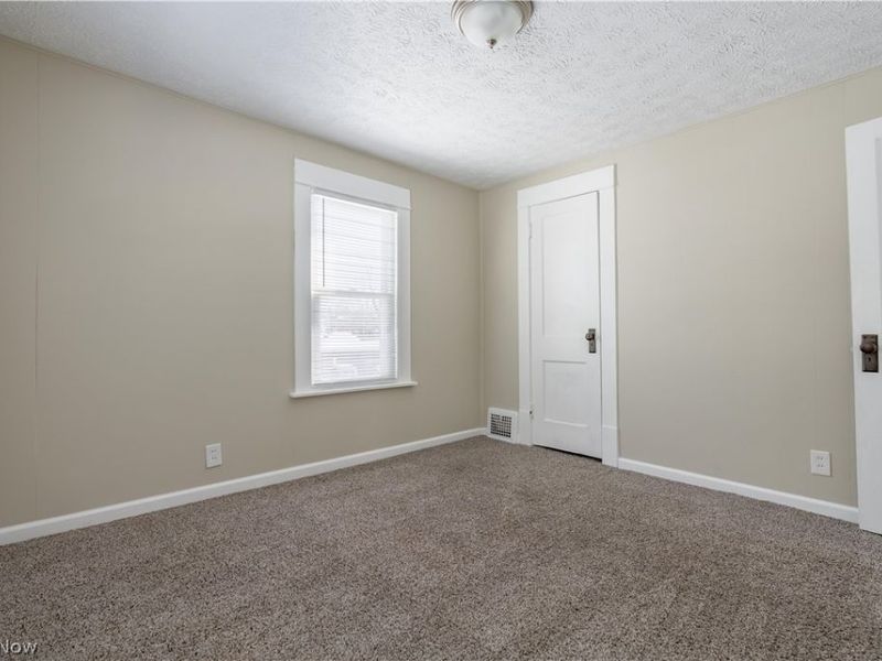 1010 Washington Avenue, Louisville, OH 44641 Photo 19