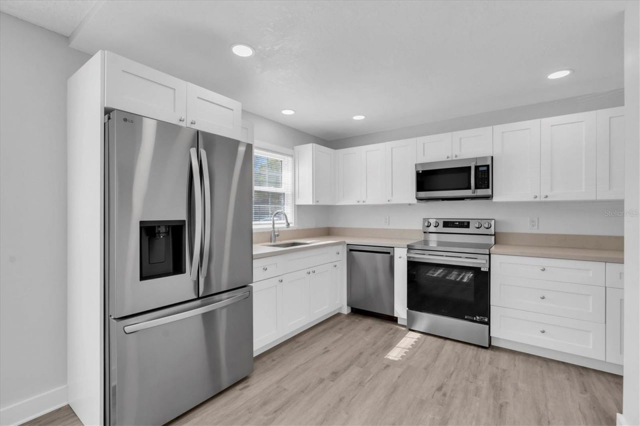 1275 85th Avenue N, Unit A, Saint Petersburg, FL 33702 Photo