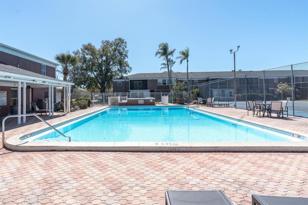 1275 85th Avenue N, Unit A, Saint Petersburg, FL 33702 Photo