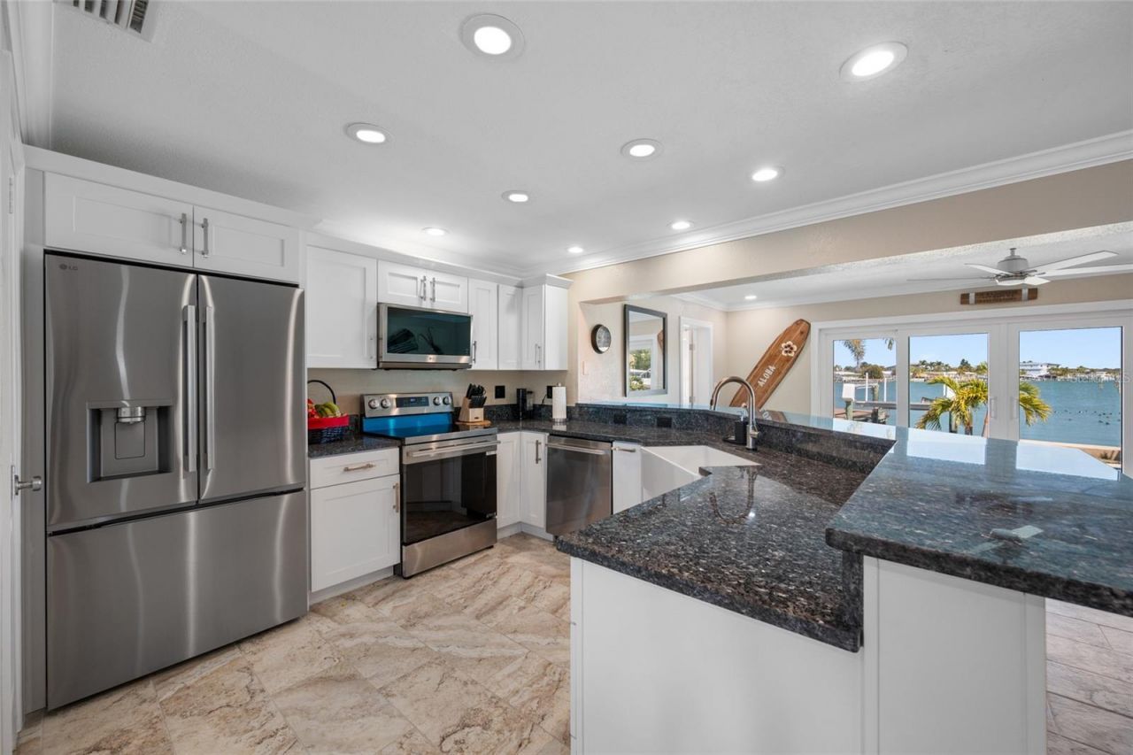 17161 2nd Street E, North Redington Beach, FL 33708 Photo