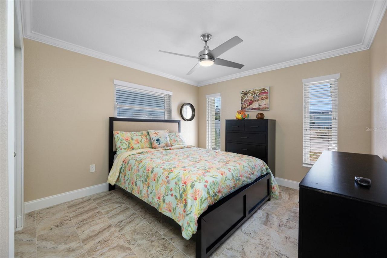 17161 2nd Street E, North Redington Beach, FL 33708 Photo