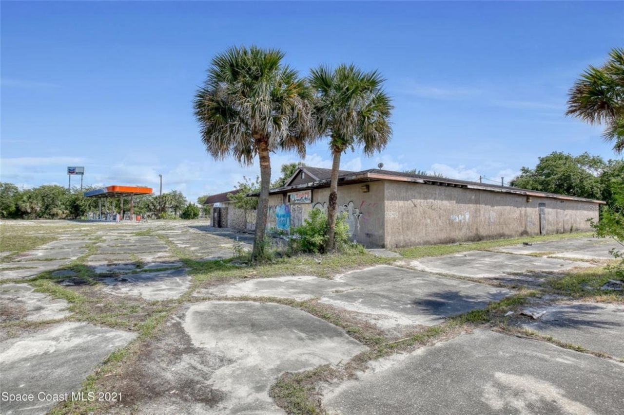 8251 Windover Way, Titusville, FL 32780 Photo