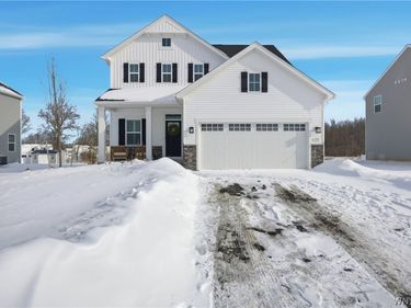 555 Limestone Court, Grand Island, NY 14072