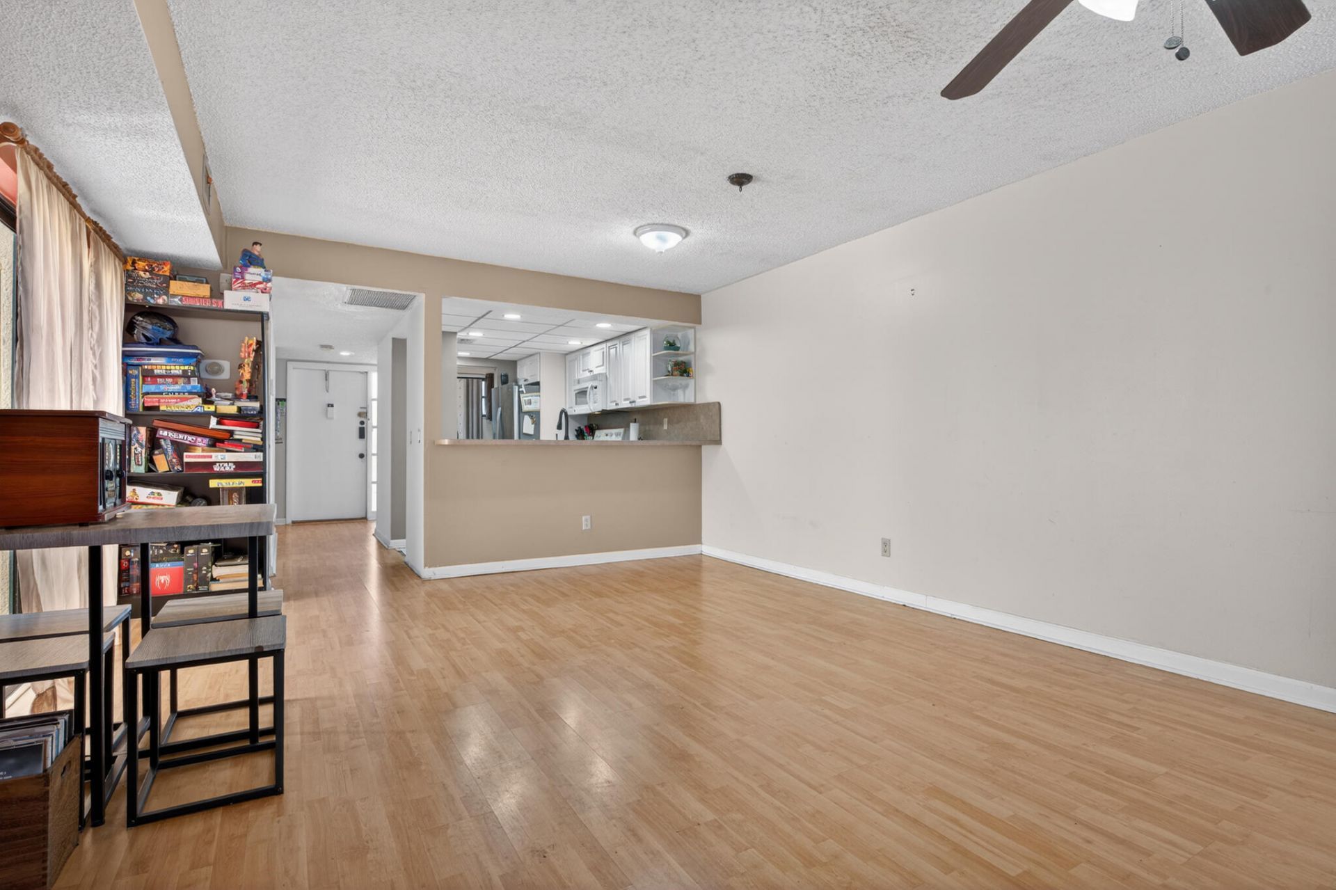 1340 E Golfview Drive, Pembroke Pines, FL 33026 Photo