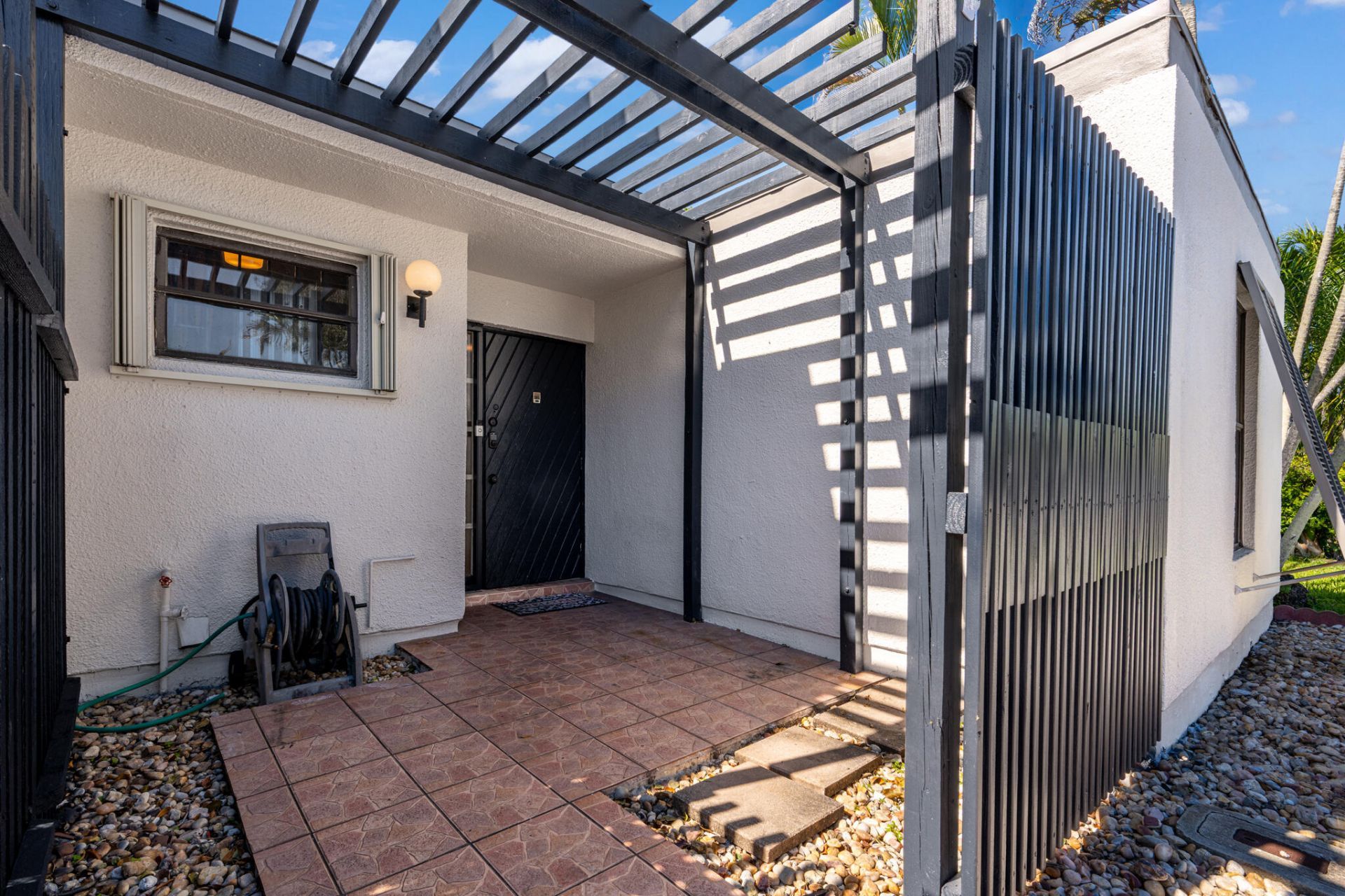 1340 E Golfview Drive, Pembroke Pines, FL 33026 Photo