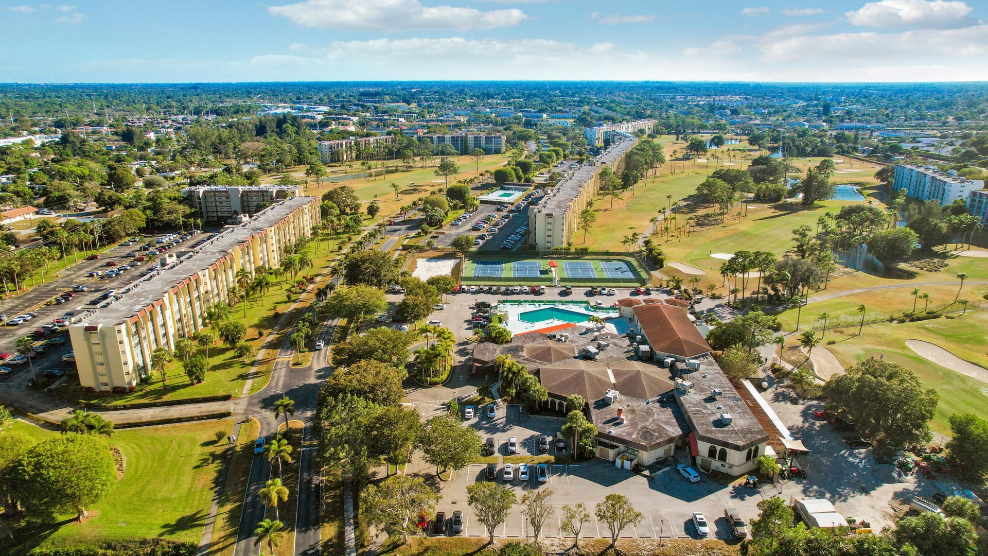 3590 Via Poinciana, Unit 416, Lake Worth, FL 33467 Photo