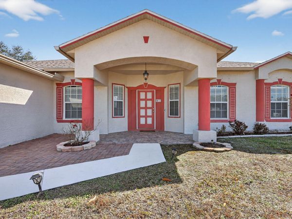 6871 NW Hogate Circle, Port St. Lucie, FL 34983