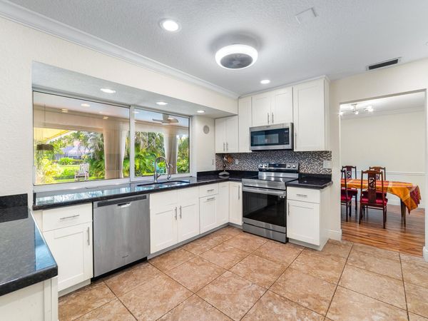 1040 Renmar Drive, Plantation, FL 33317