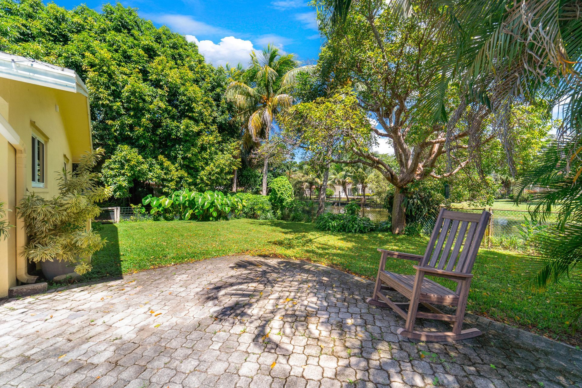 1040 Renmar Drive, Plantation, FL 33317 Photo