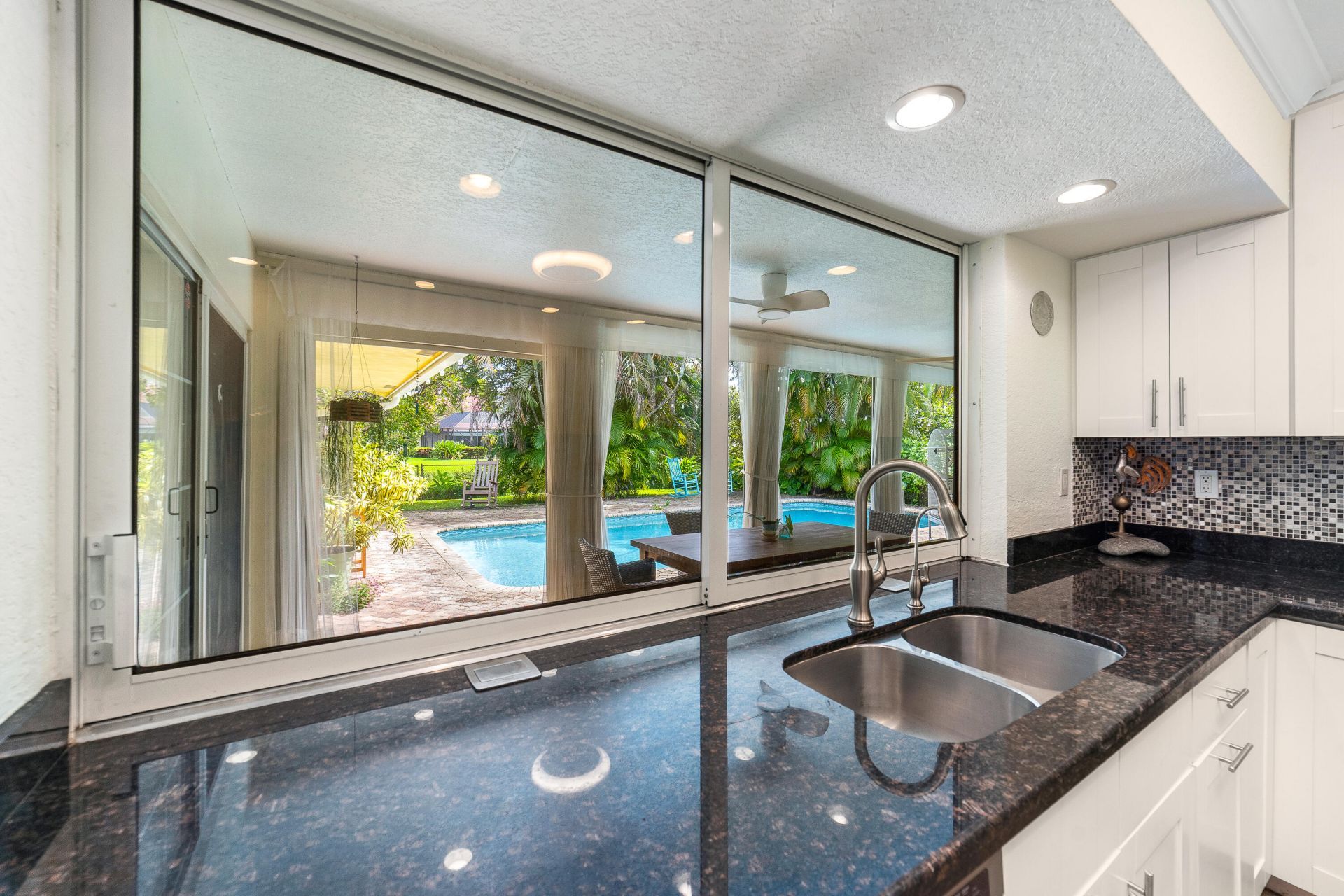 1040 Renmar Drive, Plantation, FL 33317 Photo