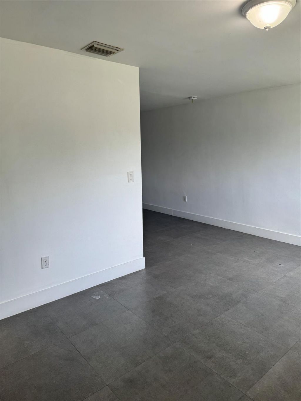 645 NW 64th Street, Unit 3, Miami, FL 33150 Photo