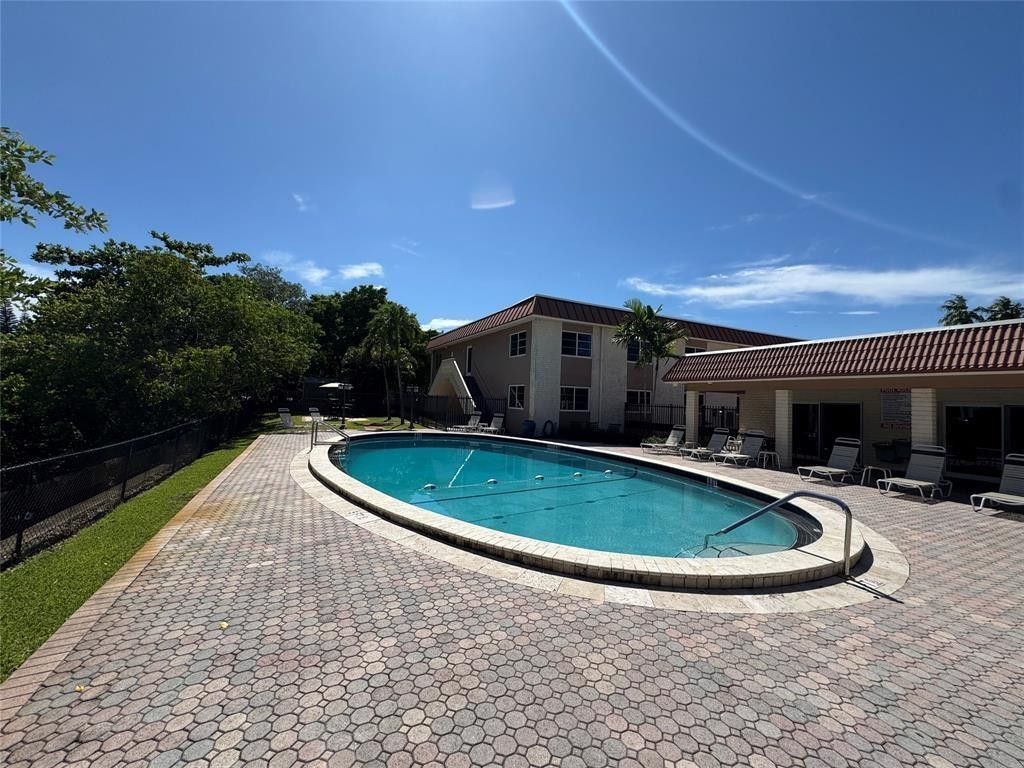 1950 N Andrews Avenue, Unit 210D, Fort Lauderdale, FL 33311 Photo