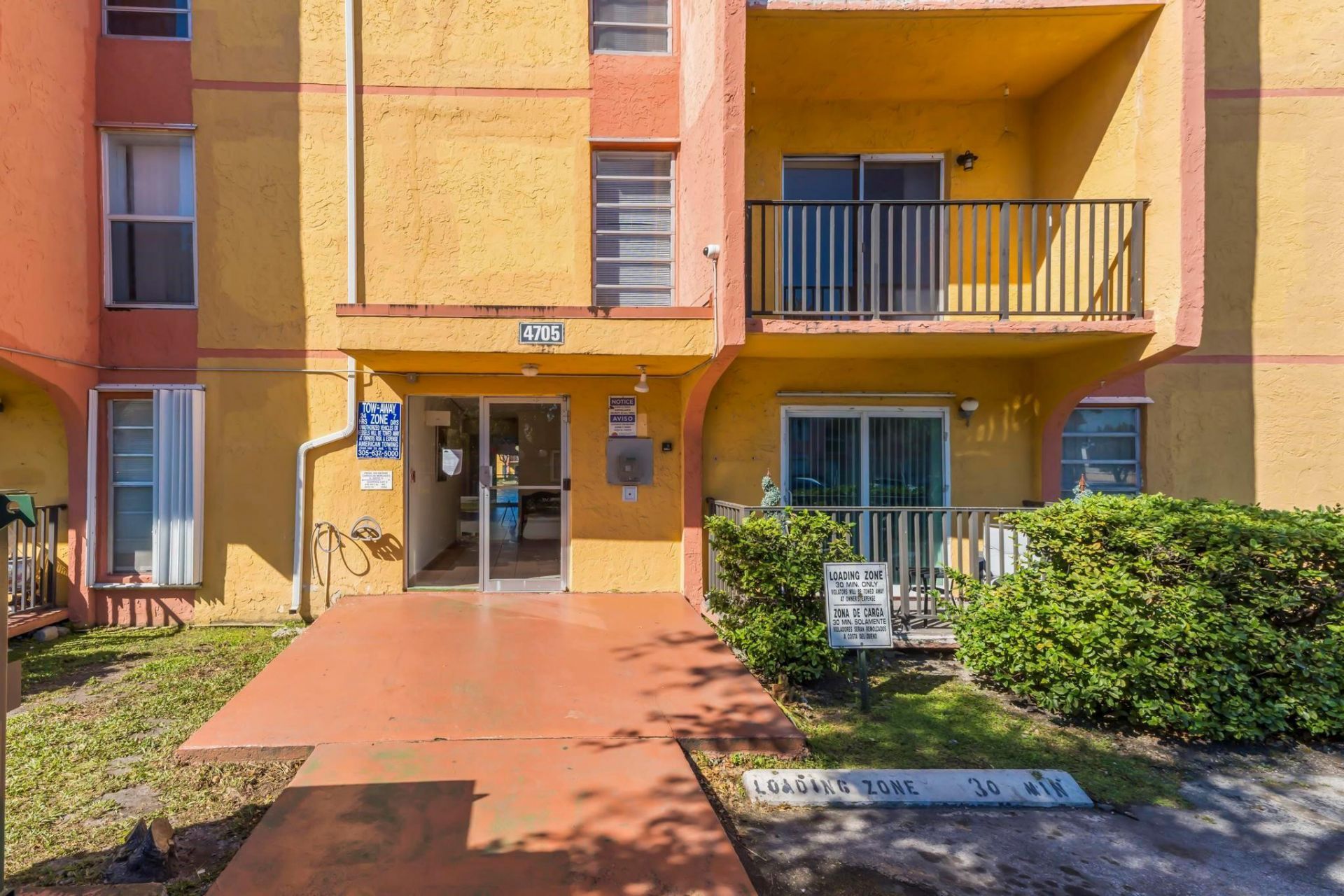 4705 NW 7th Street, Unit 307-7, Miami, FL 33126 Photo