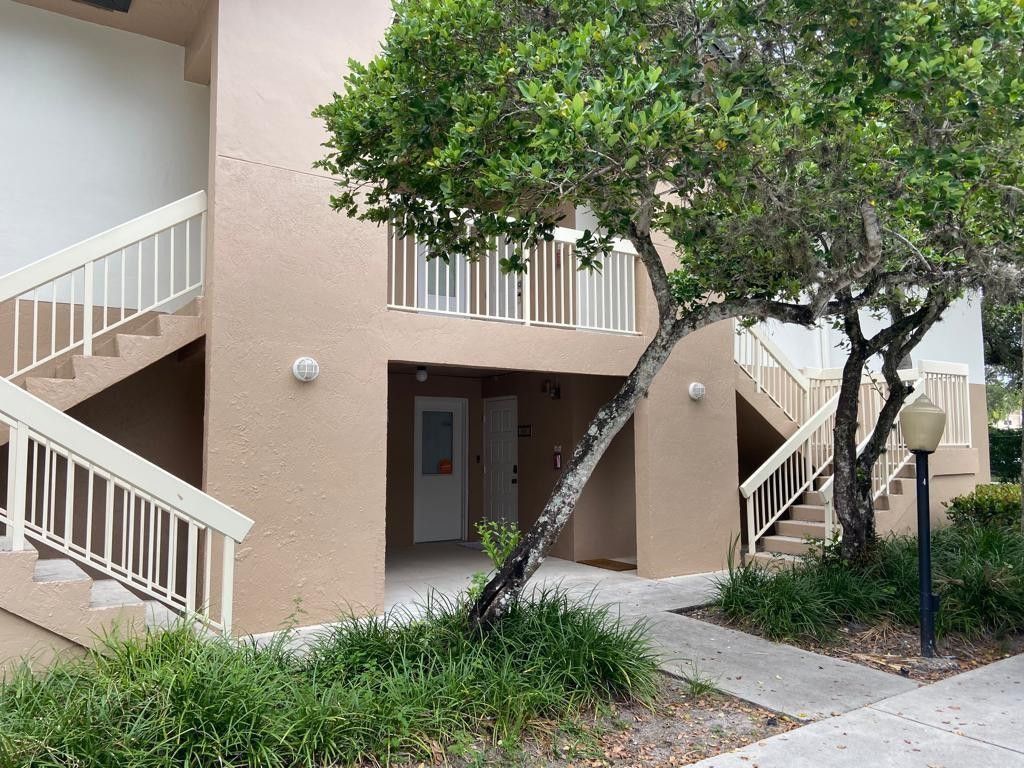 9701 Westview Drive, Unit 1429, Coral Springs, FL 33076 Photo