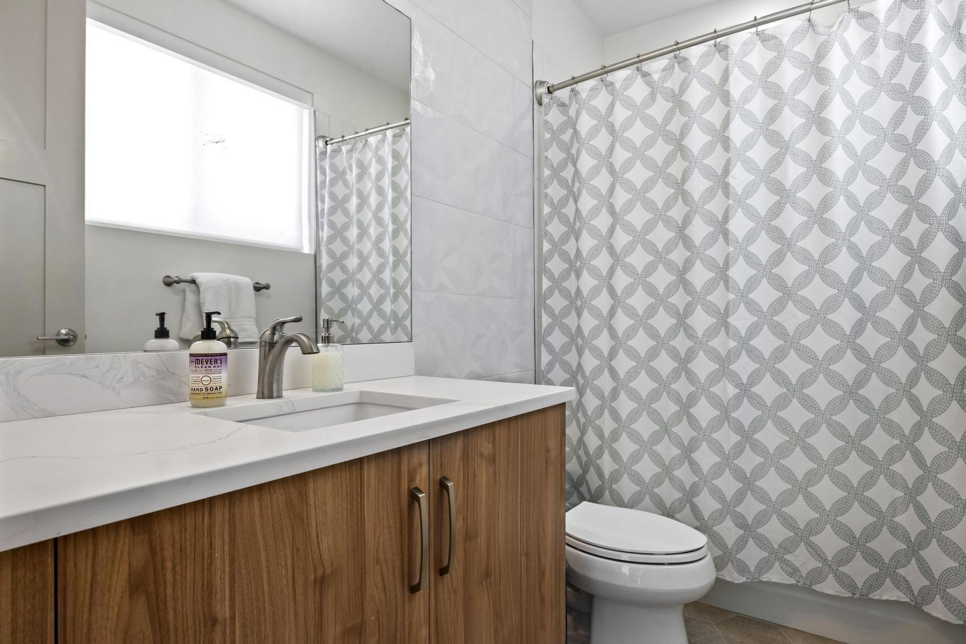 428 SE 12th Court, Unit 428, Fort Lauderdale, FL 33316 Photo