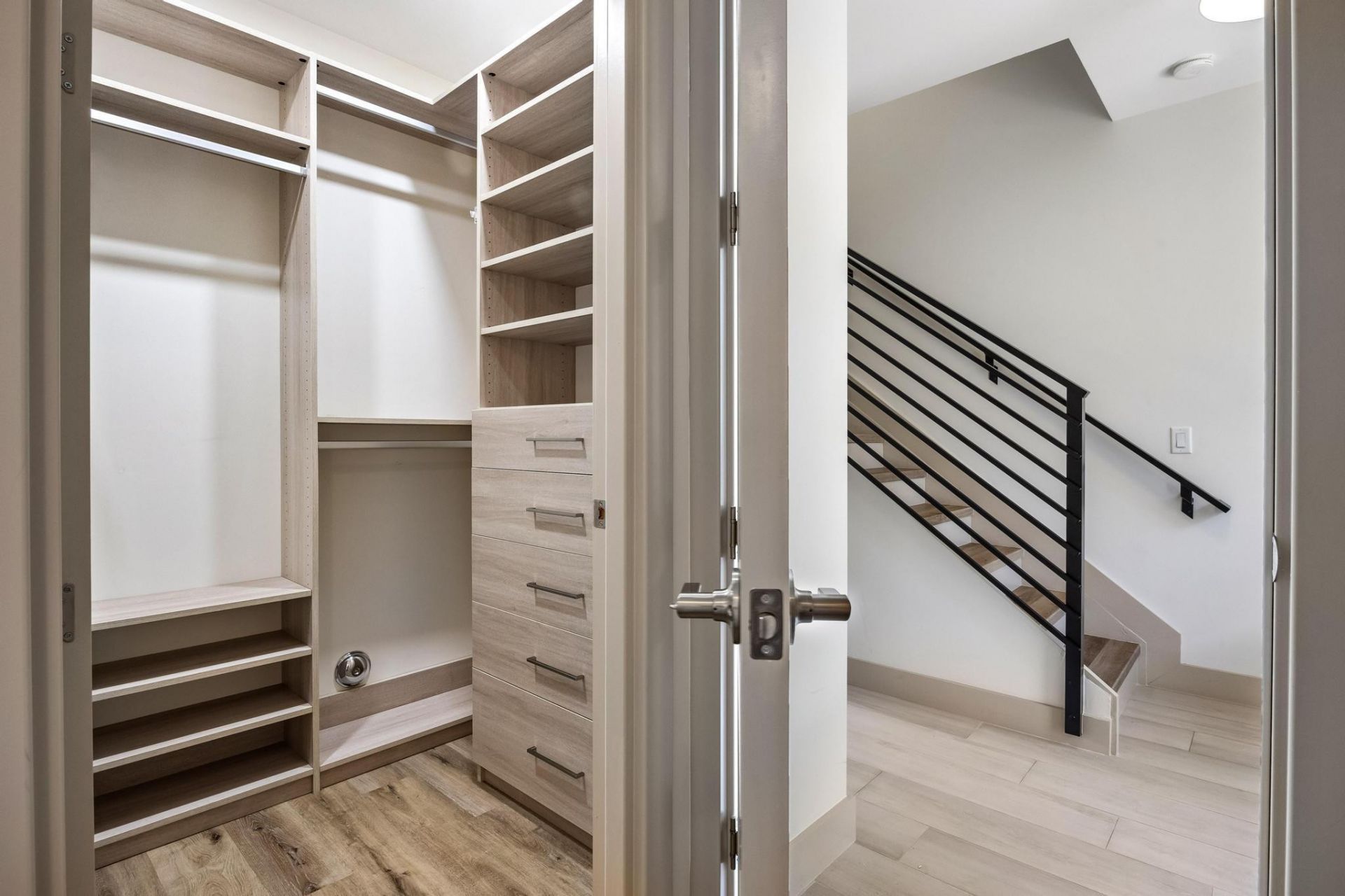 428 SE 12th Court, Unit 428, Fort Lauderdale, FL 33316 Photo