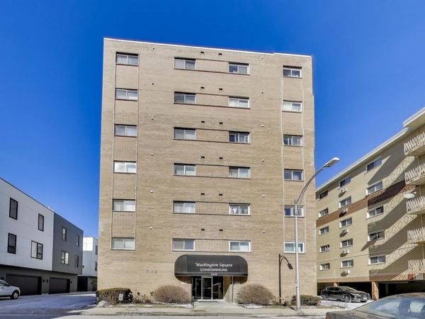 7449 Washington Street, Unit 206, Forest Park, IL 60130