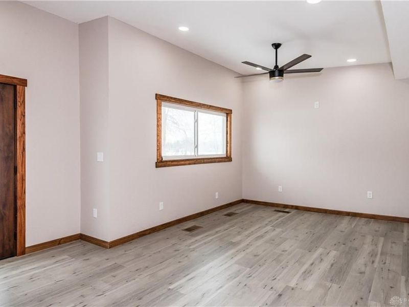 500 Beach Drive, Medway, OH 45341 Photo 10