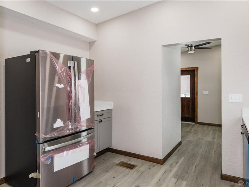 500 Beach Drive, Medway, OH 45341 Photo 14