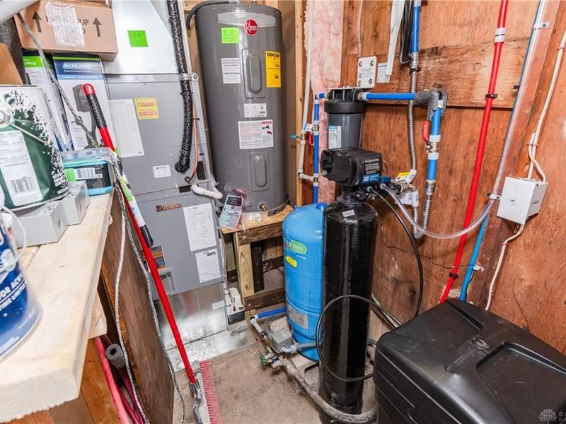 500 Beach Drive, Medway, OH 45341 Photo 17