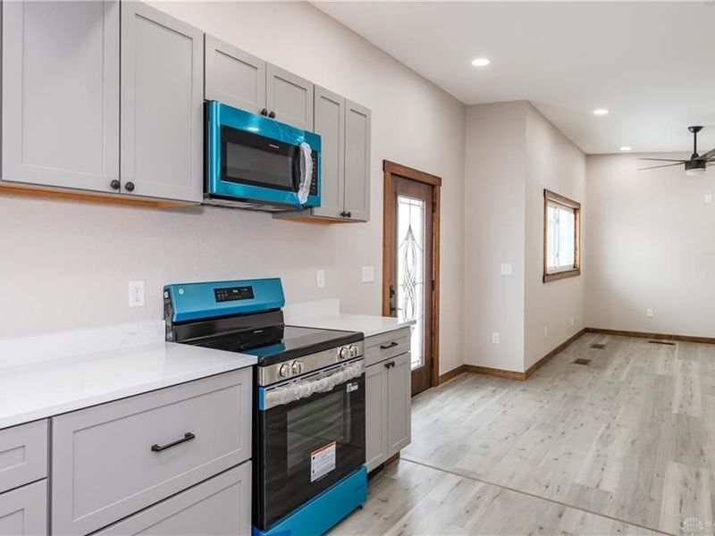 500 Beach Drive, Medway, OH 45341 Photo 18