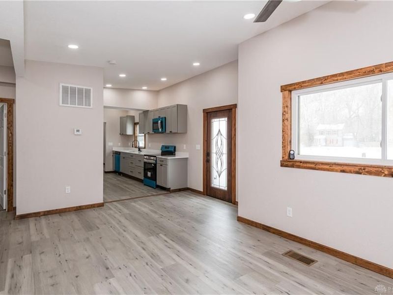 500 Beach Drive, Medway, OH 45341 Photo 7