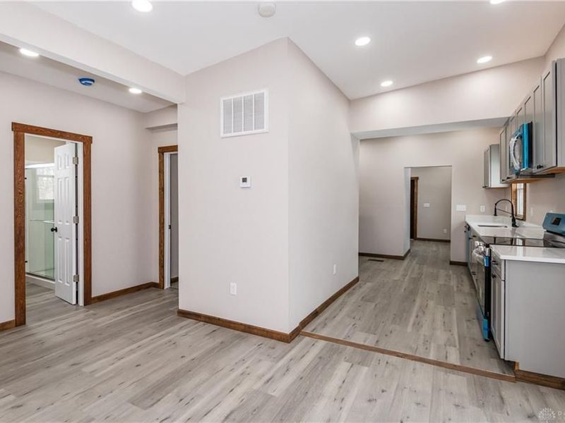 500 Beach Drive, Medway, OH 45341 Photo 8