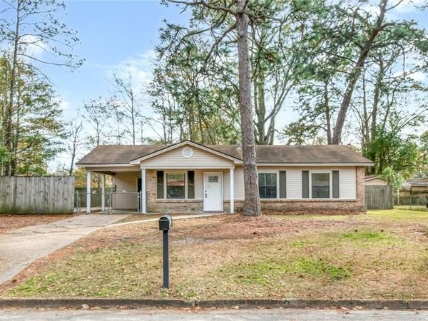 2655 Harbor Drive, Mobile, AL 36605