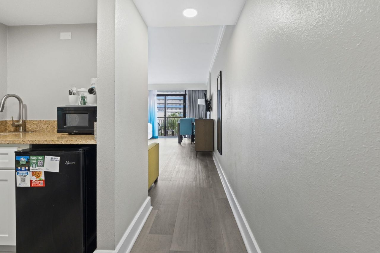 7200 N Ocean Blvd.  Photo 7