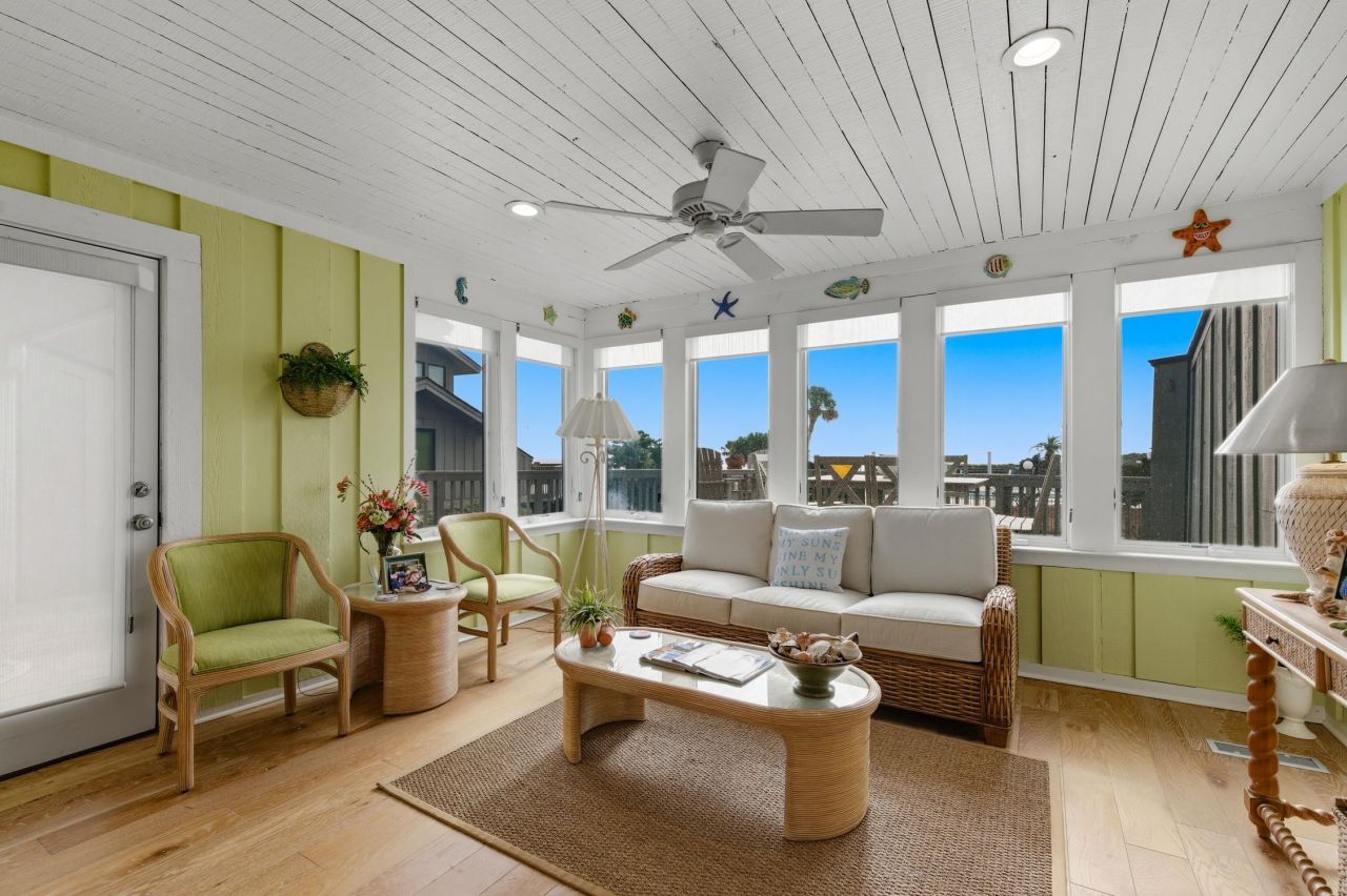 168 Breakers Reef Dr. Photo 10