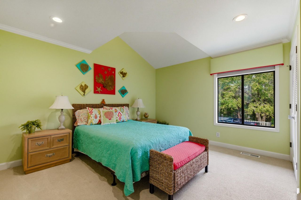 168 Breakers Reef Dr. Photo 29