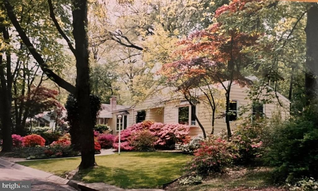 10710 Bentley Lane, Kensington, MD 20895 Main Photo