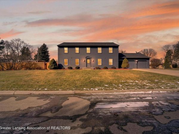 2098 Butternut Drive, Okemos, MI 48864