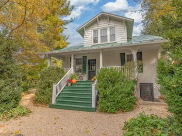 3 BUCK MOUNTAIN RD, Earlysville, VA 22936