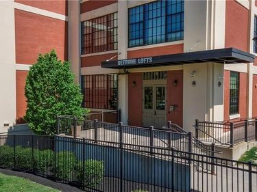 2917 Main Street, Unit 320, Buffalo, NY 14214