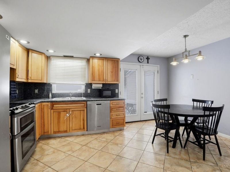 5664 Rapid Run Road, Unit 7, Cincinnati, OH 45238 Photo 15