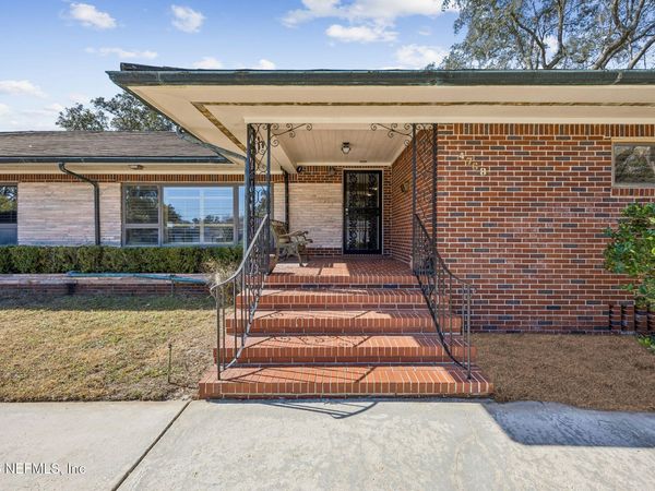 4768 QUEEN Lane, Jacksonville, FL 32210