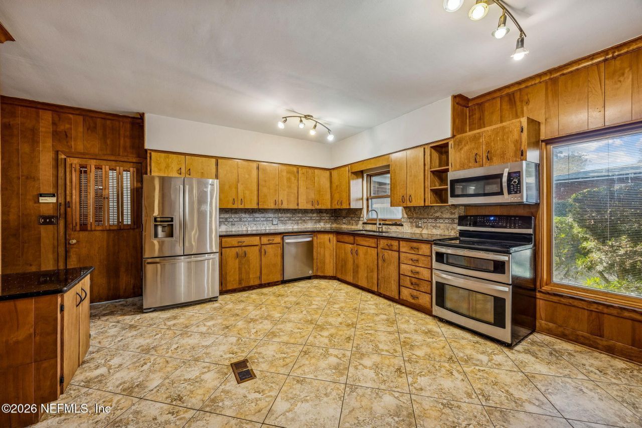 4768 Queen Lane, Jacksonville, FL 32210 Photo