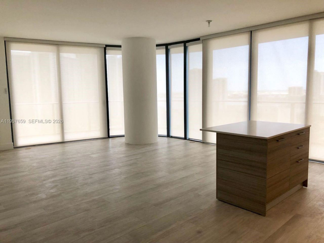 121 NE 34th St , Unit 2704, Miami, FL 33137 Photo